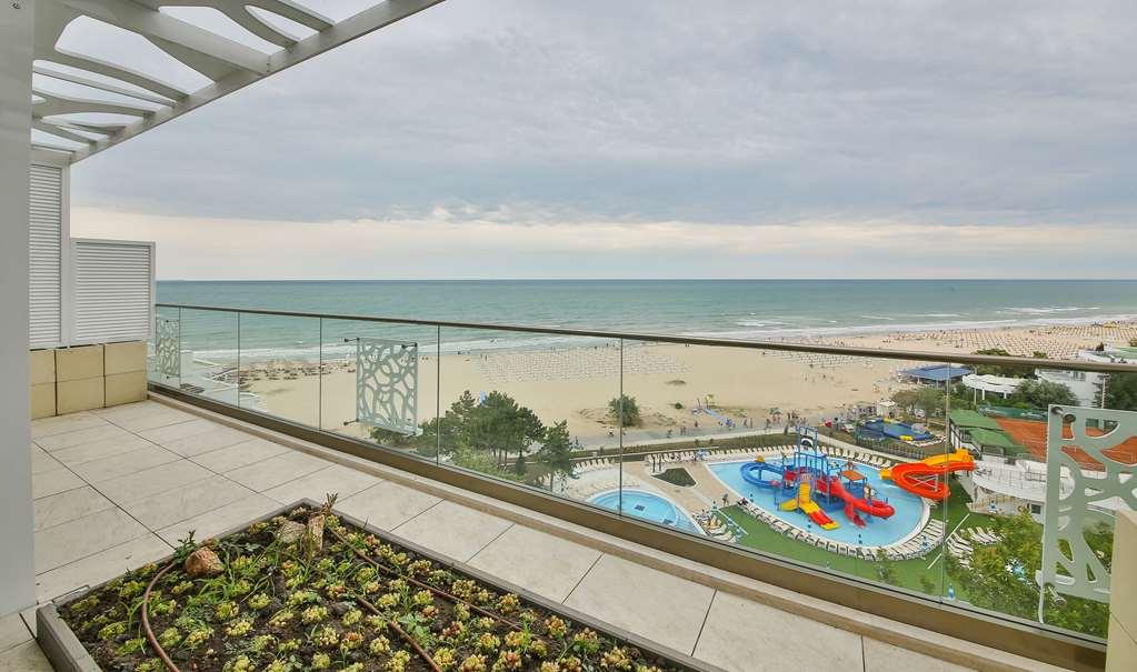 Maritim Hotel Paradise Blue Albena Ruang foto