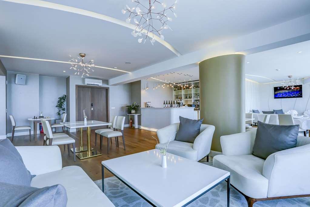 Maritim Hotel Paradise Blue Albena Restoran foto